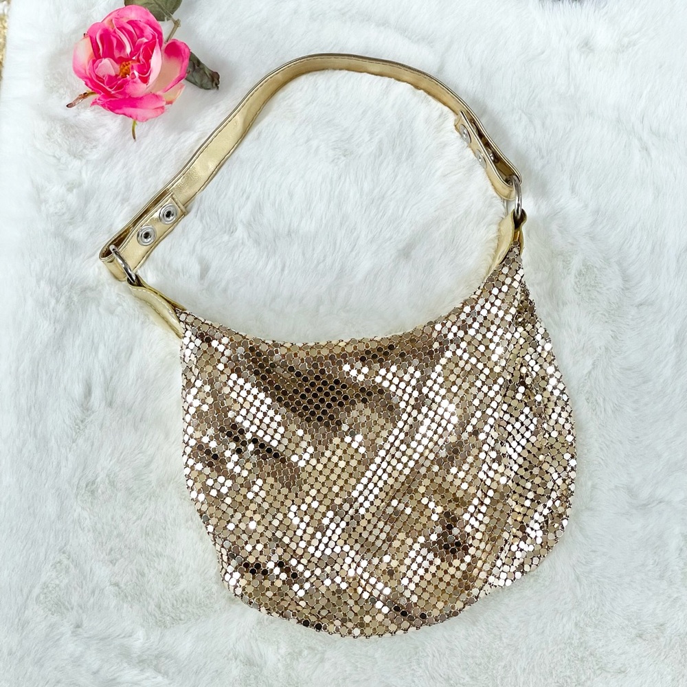 New No tags GOLD SEQUINS PURSE with Detachable Strap . Room for phone & make up!